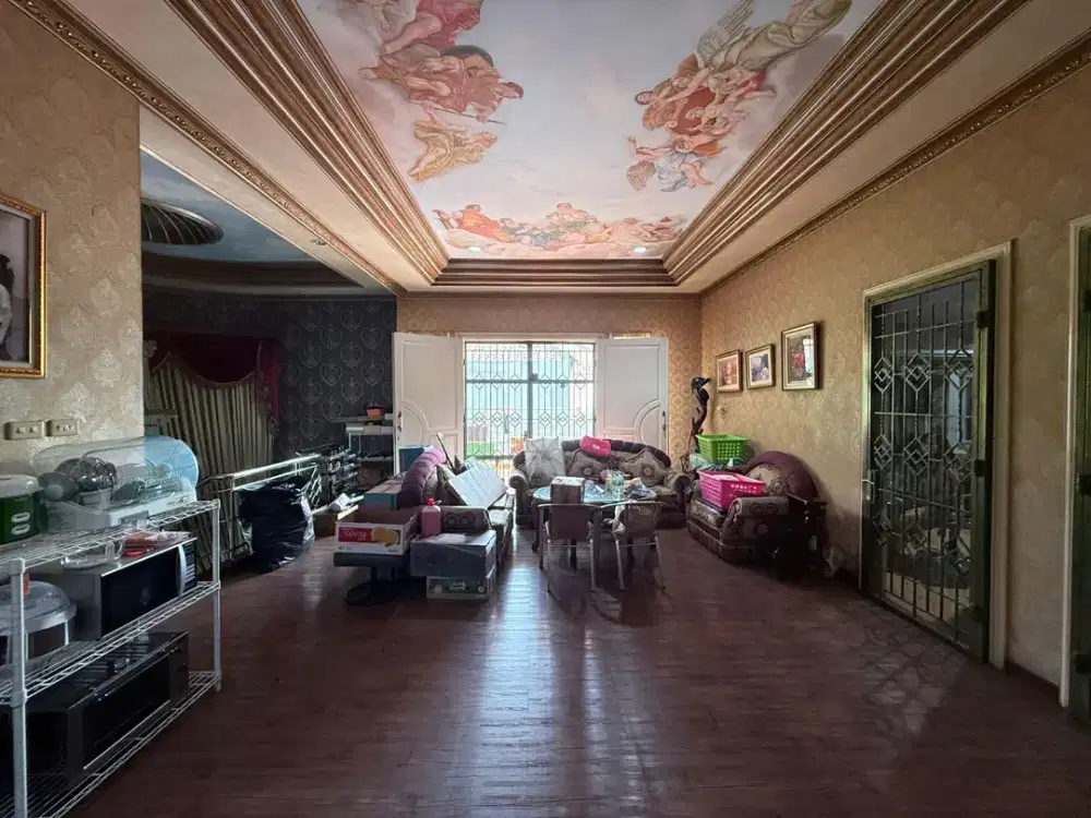 Dijual Rumah SHM - Ada Pool, Citra Garden 3 Jakarta Barat