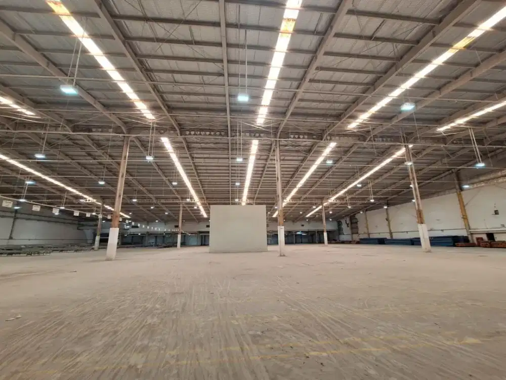 Gudang Luas  2,5 Ha Berlokasi Strategis di Cikarang Bekasi