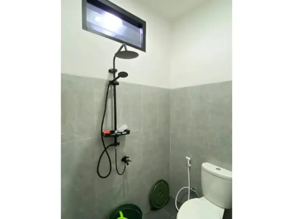 Hanya 2 KM Dari Pintu Tol Cimanggis! NEMPEL JALAN RAYA UTAMA! READY!