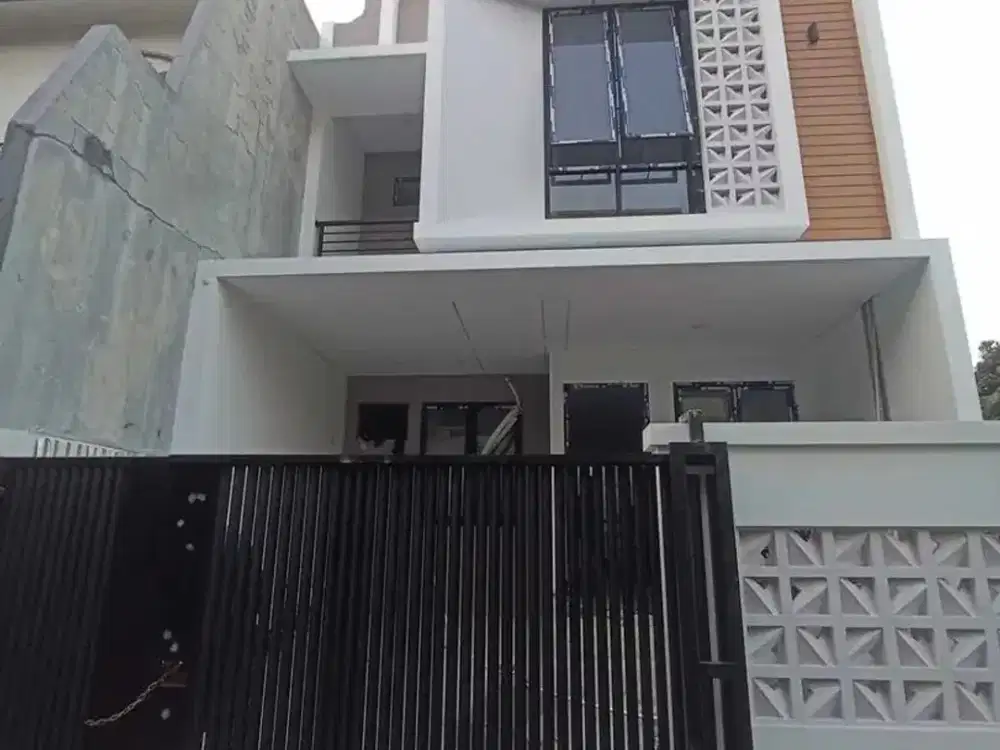 Rumah Baru Megah 2,5 Lantai Pondok Bambu – Lokasi Premium Harga Terbaik