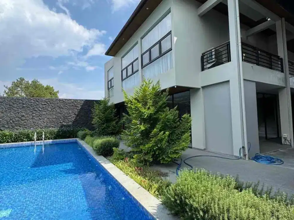 DIJUAL RUMAH SIAP HUNI MINIMALIS FULLY FURNISH DI SETIABUDI REGENCY BANDUNG