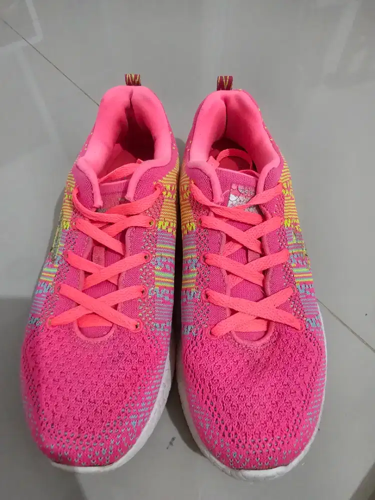 Skechers Women Shoes