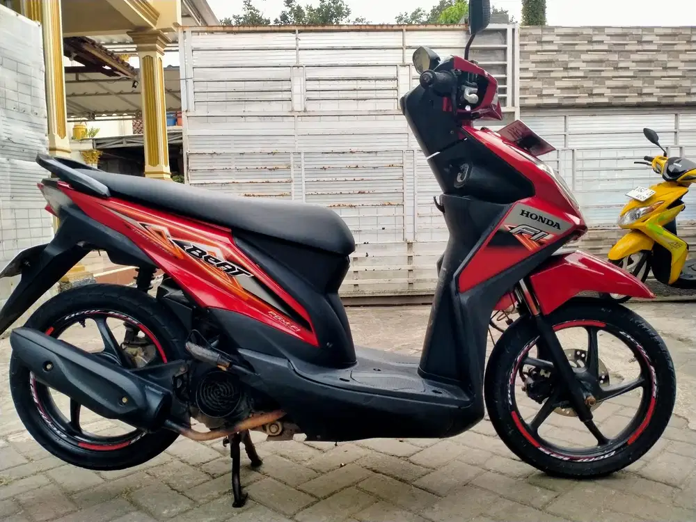 Honda Beat FI lengkap motor sehat walafiat keterangan detail dibawah