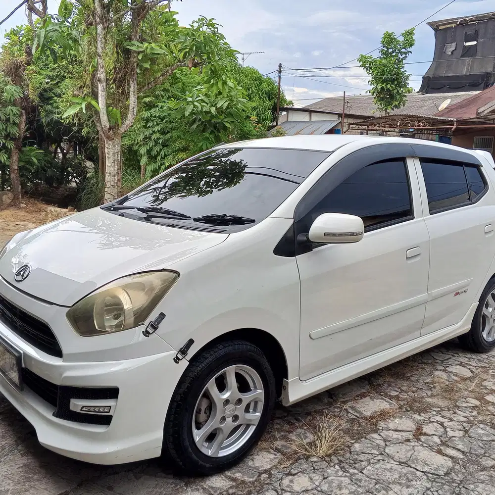 Daihatsu Ayla 2015 Bensin