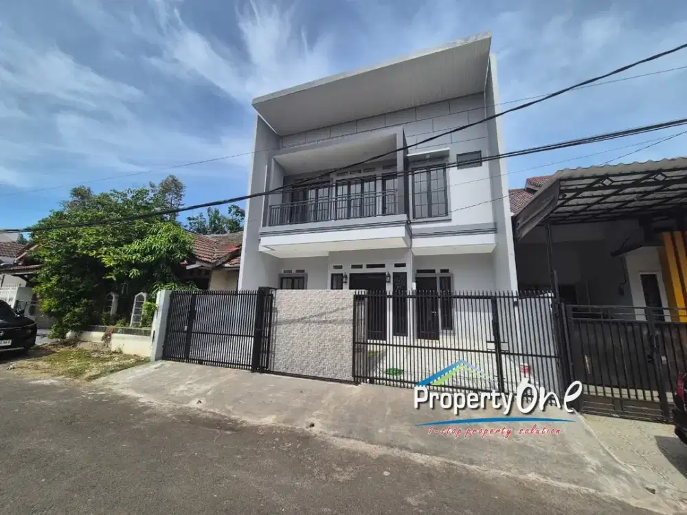 Dijual Rumah 2 Lantai Lengkap Dengan Kitchen Set Di Griyaloka BSD