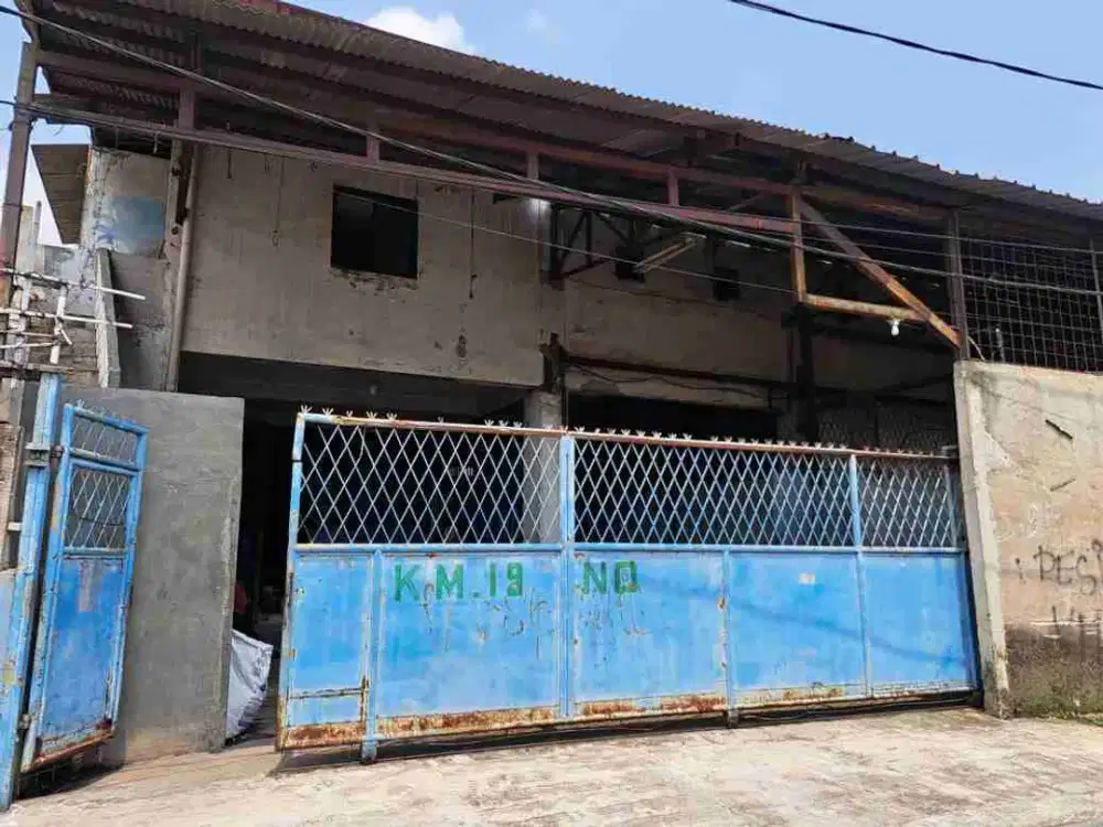 Di Jual Tanah Bangunan /
Bekas Pabrik Bakso 
Di Kebon Besar Tanggerang
km 19
