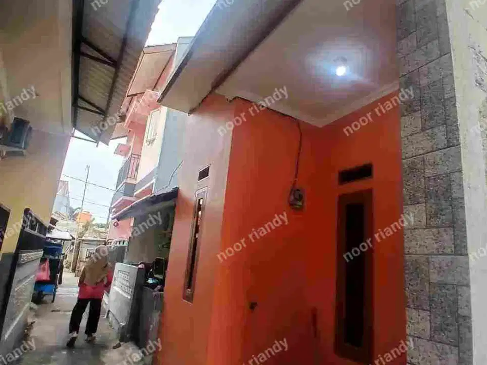 DI JUAL RUMAH BARU MURAH AKSES MOTOR LOKASI STRATEGIS DI CONDET JAKTIM