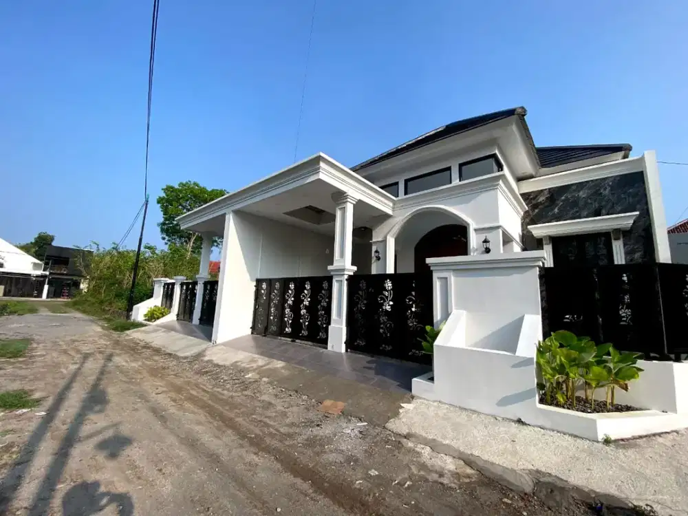 Rumah Impian Siap Huni Desain Klasik Modern di Jl. Kaliurang Km 12,5