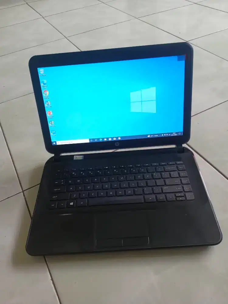 Laptop hp mulus tidak ada minusnya Ram 4gb