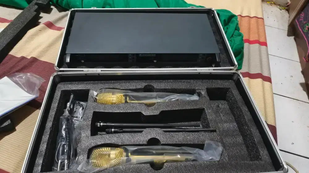 Mic wireless sennheiser skm 9000 MKII masih baru