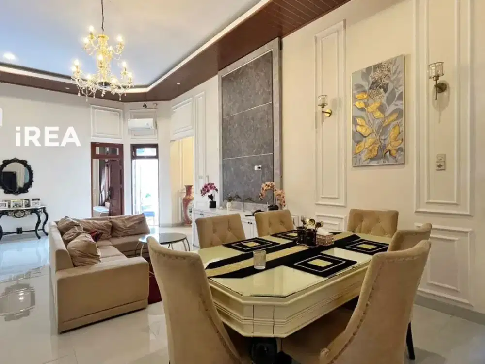 Rumah Mewah Full Furnished Dijual Dekat Solo