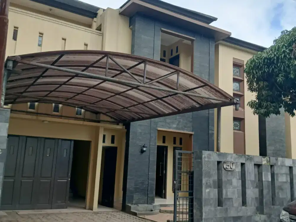 Dijual Rumah 2 Lantai Cocok Untuk Kost atau Hunian di Cipadung Panyileukan Bandung Timur