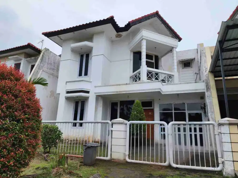 Dijual Rumah 2 lantai di Dharmahusada Regency Dekat Galaxy Mall,Pakuwon City,Rs Mitra Keluarga,Its,Unair