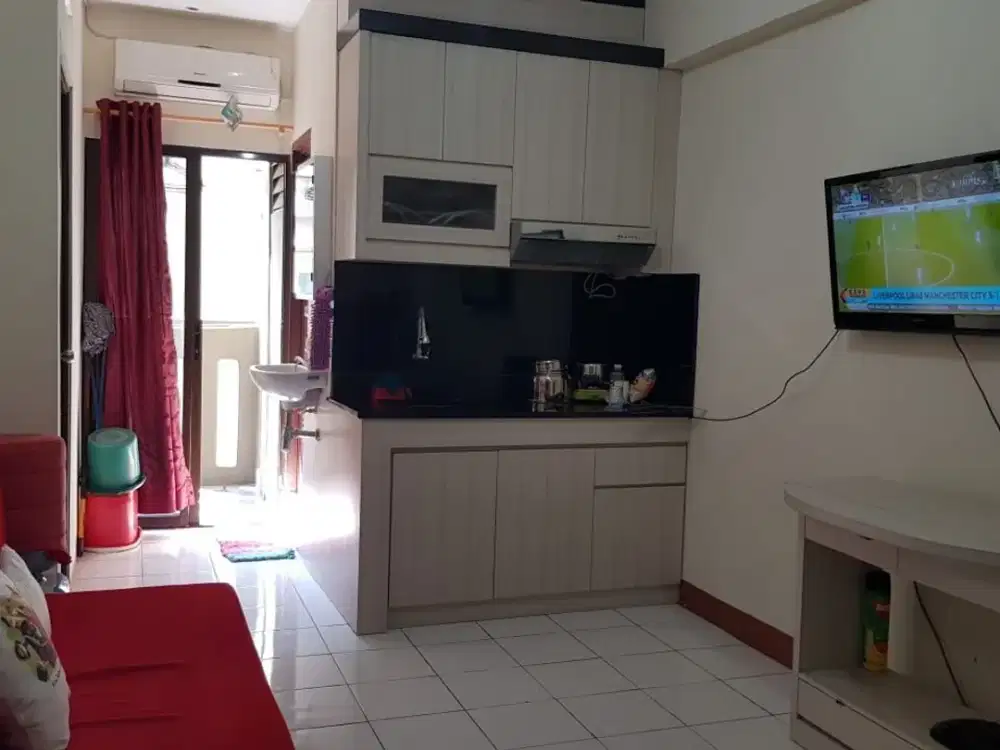 MURAH!!! HOT DEAL DIBAWAH NJOP UNIT APARTEMEN GATEWAY A YANI TIPE HOEK 2BR VIEW KOLAM RENANG DI CICADAS DKT ANTAPANI KOTA BANDUNG