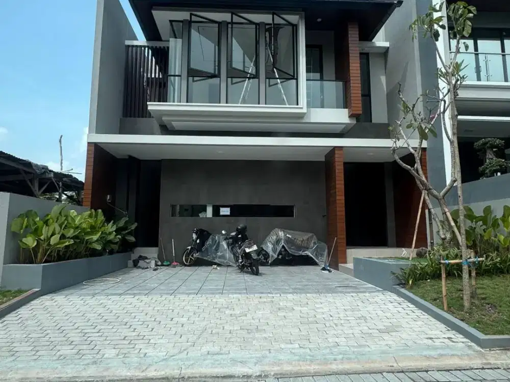 RUMAH 2 LANTAI BARU GRESS WOODLAND CITRALAND, CARPORT 2