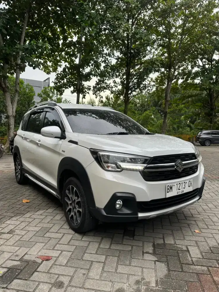 Suzuki XL7 Zeta 1.5 AT 2022 km 20 Rb