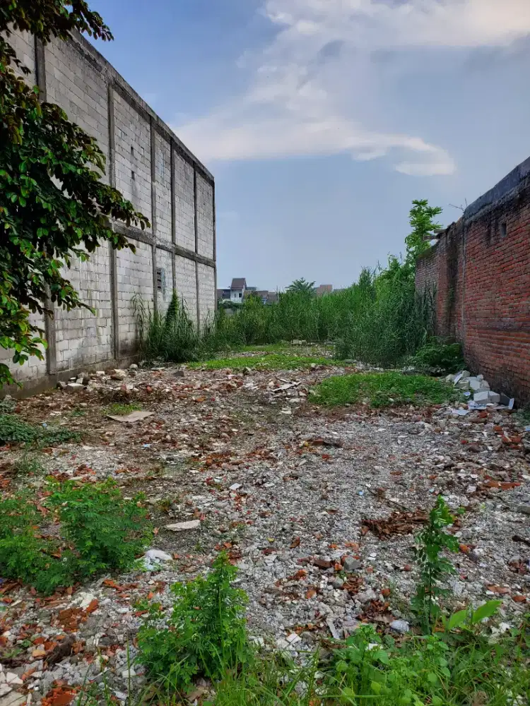 Dijual Tanah Lokasi Strategis dekat wage