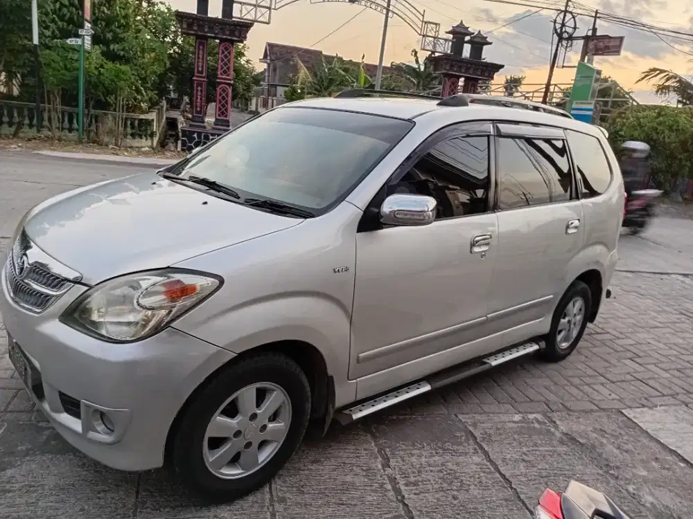 Avanza G 2010 Bagus buangeet.