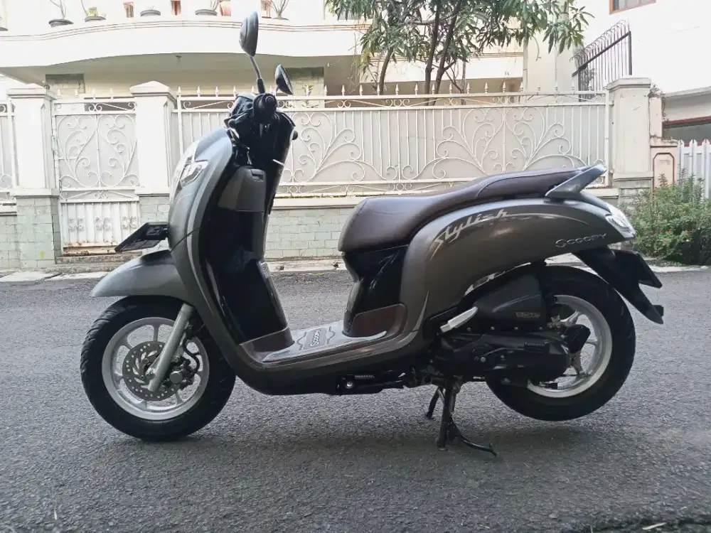 HONDA SCOOPY DONAT TAHUN 2020 KM RENDAH SUPER ISTIMEWA KIRCON