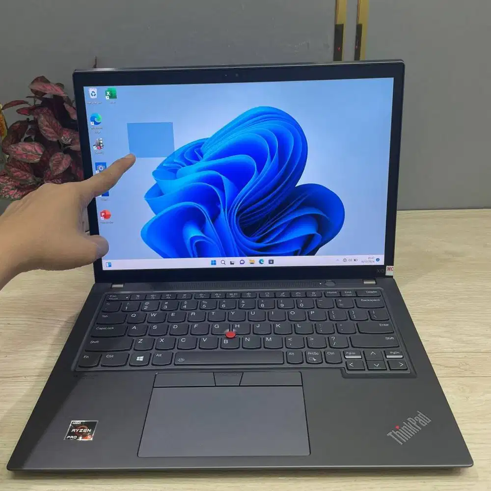 LAPTOP LENOVO X13 G2 RYZEN 5 5650U NON TOUCHSCREEN VGA 4GB DL-ETM