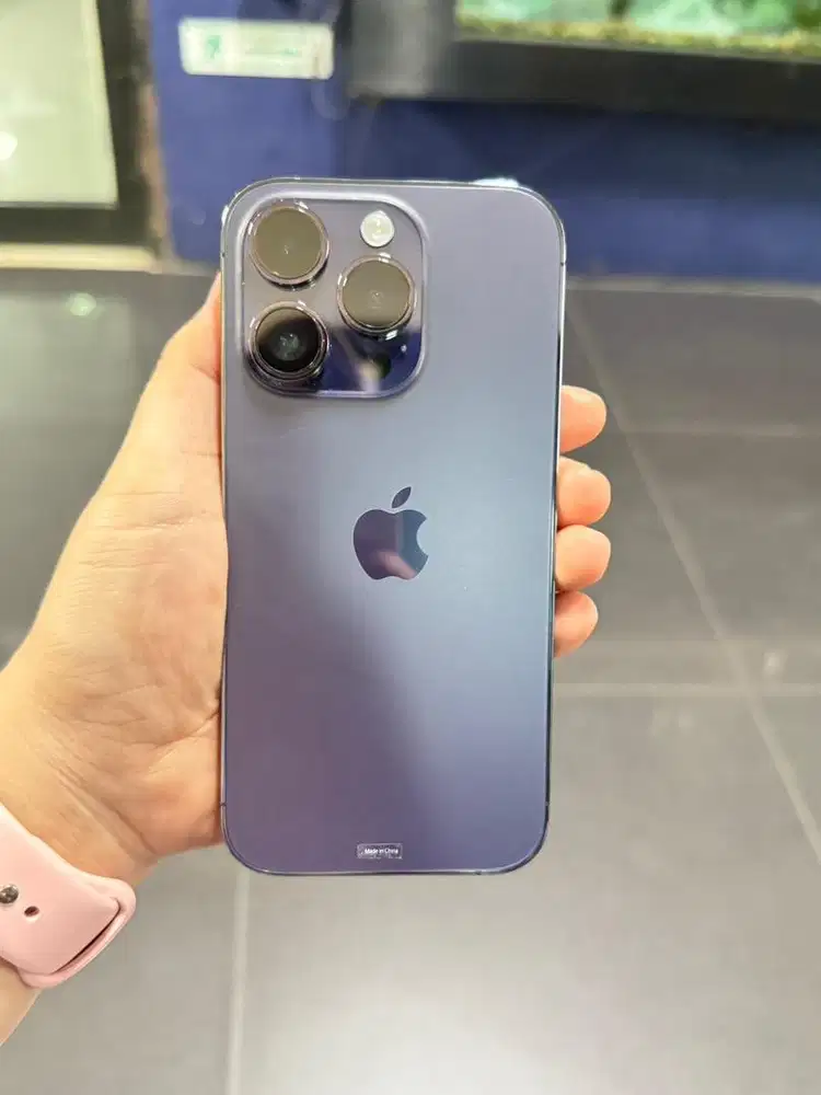 Dijual ip 14 pro 128 GB purple
