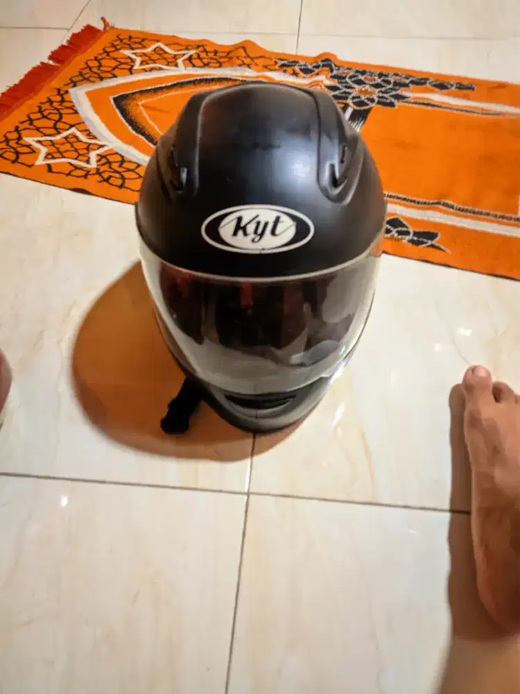 Helem fulfes harga 250 nego