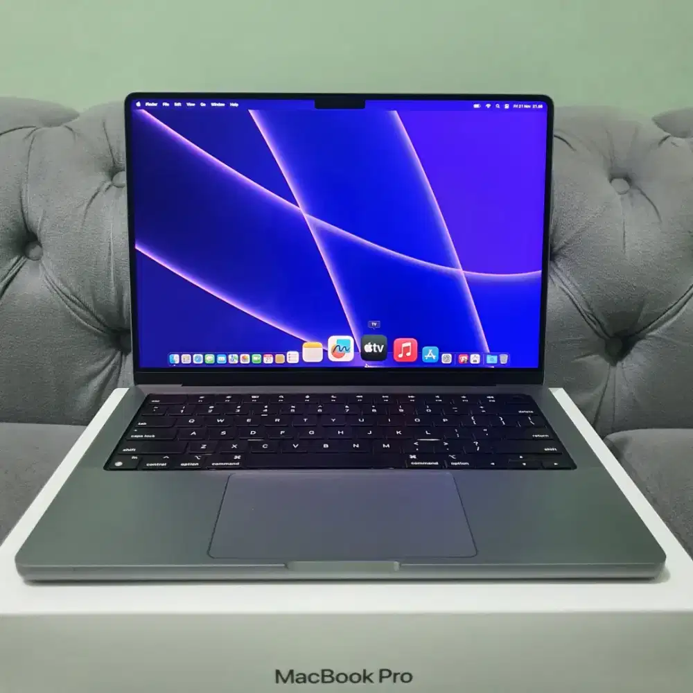 Macbook Pro M1 PRO 2021 14inch  Ram 16GB SSD 512GB - Gray iBox Bh 100%