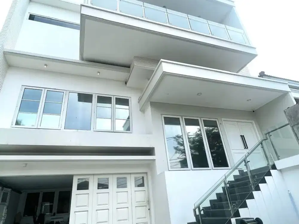 DIJUAL RUMAH MINIMALIS SUNTER DANAU AGUNG TENGAH LT 300 M2 SUPER BANGUNAN BARU TIMUR