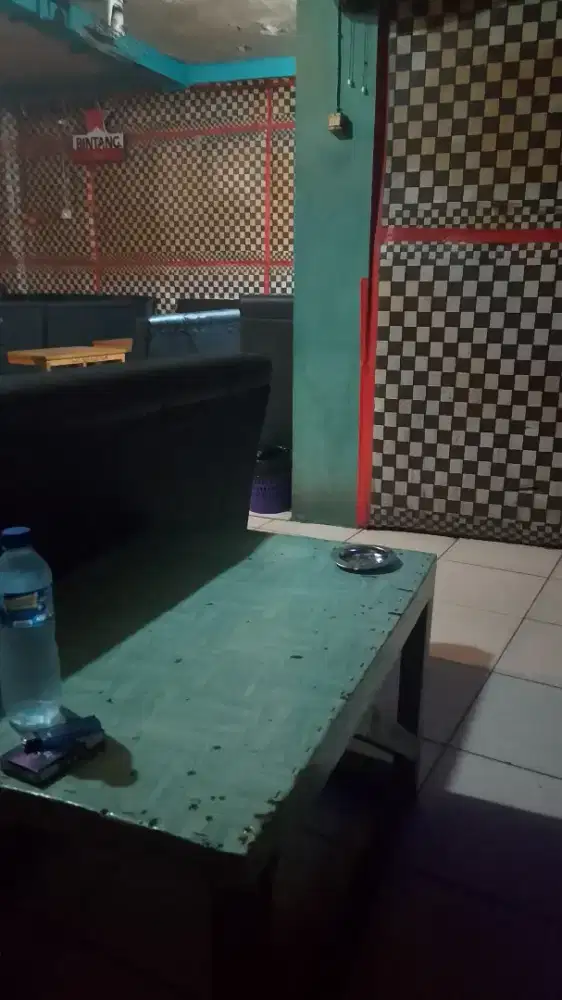 Lowongan LC cafe batak