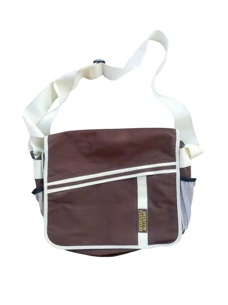 Converse slingbag