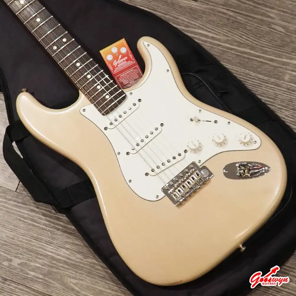 Fender Highway One Stratocaster Honey Blonde 2007
