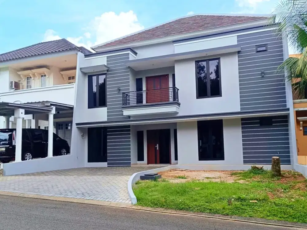 Y370B Rumah Mewah Depan Taman 300 m2 Kota Wisata Cibubur