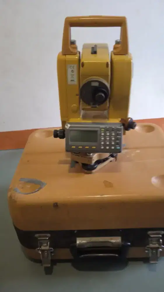 Total Station Topcon