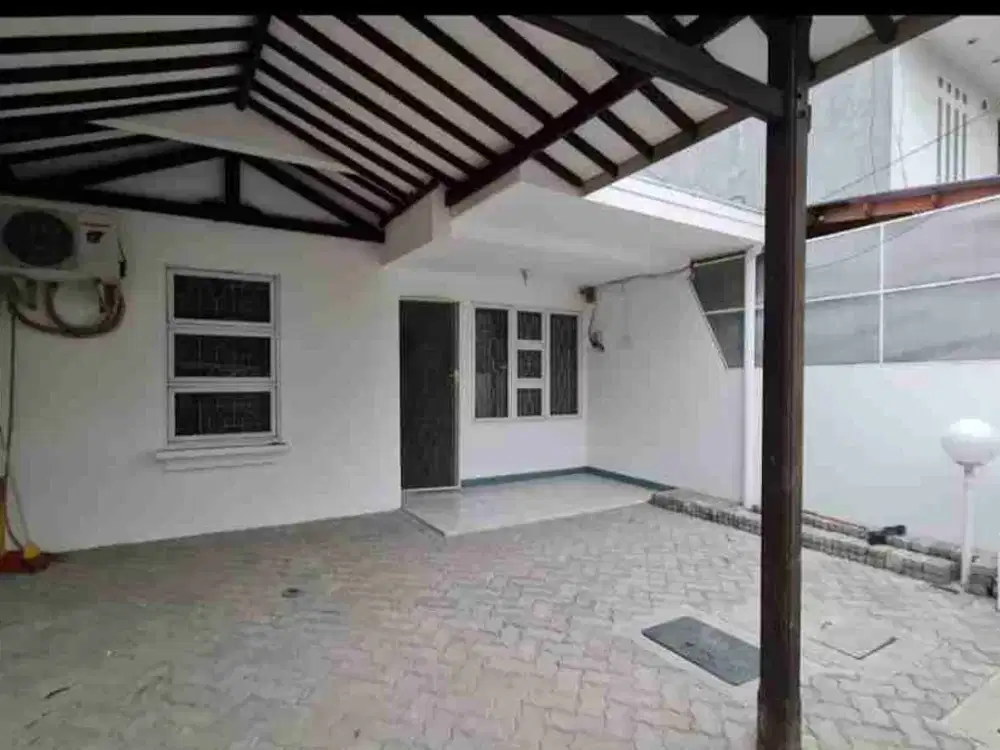 Disewakan Rumah 2 lantai di Kelapa Gading