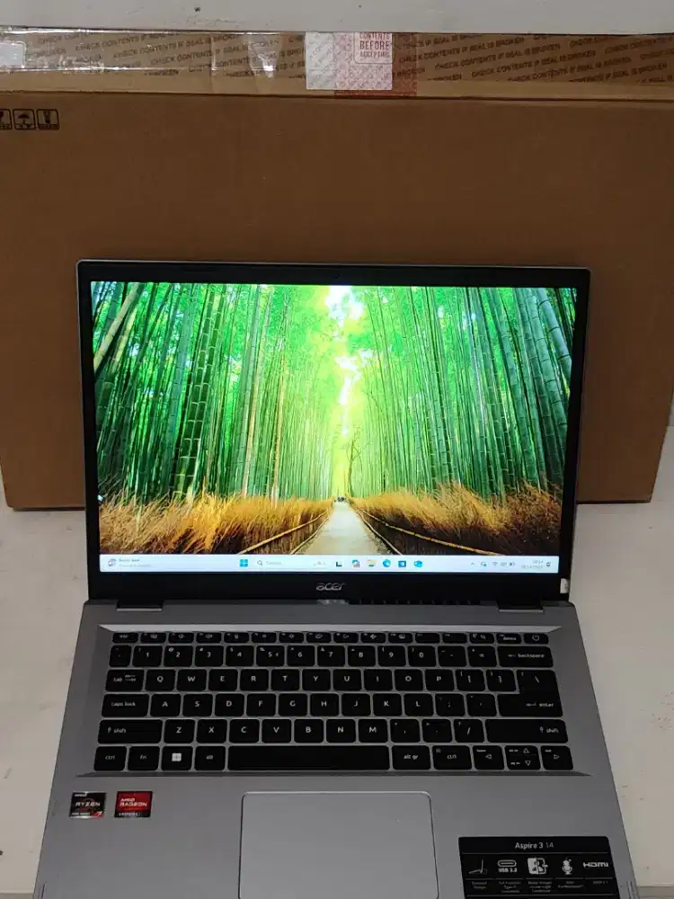 Acer Aspire 3 Ryzen7 RAM 8GB