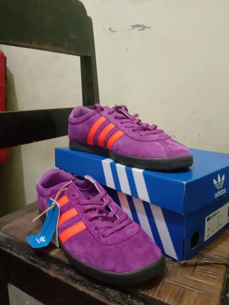 spatu adidas shanghai