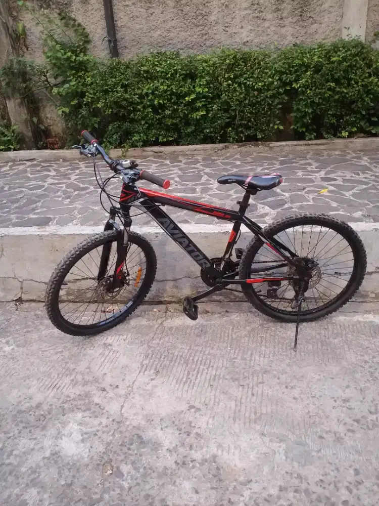 Sepeda MTB 24 merk AVIATOR