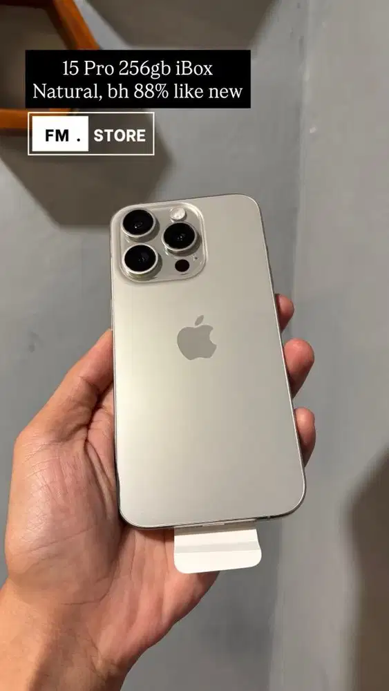 Iphone 15 Pro 256gb iBox natural mulus. Tukar tambah bisa