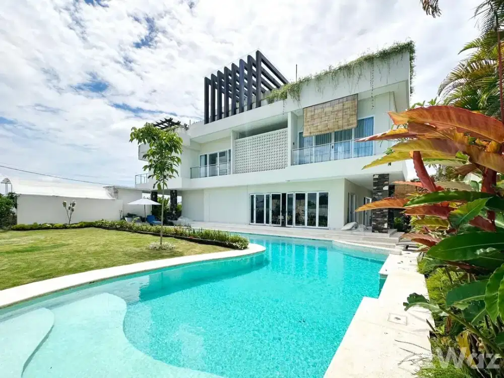 5 Bedroom Villa for sale in Mengwi, Bali