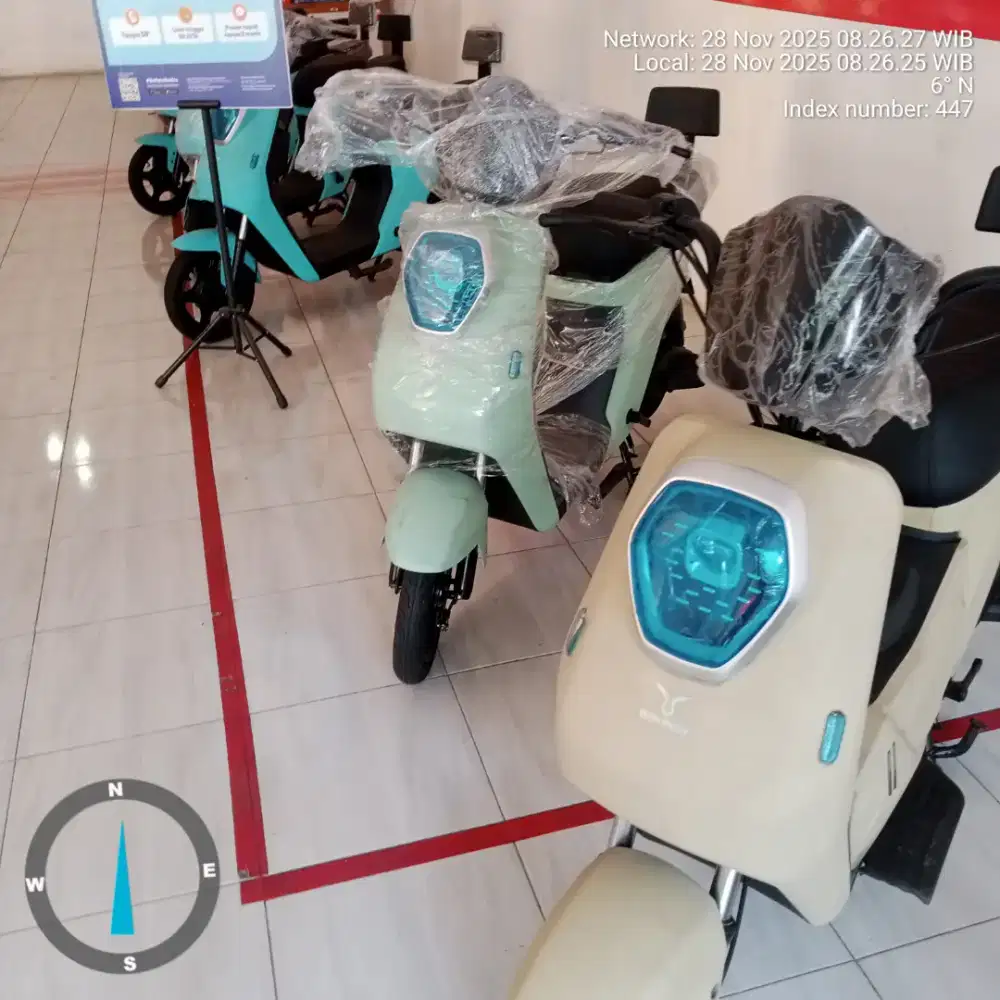 Showroom sepeda listrik dan motor listrik