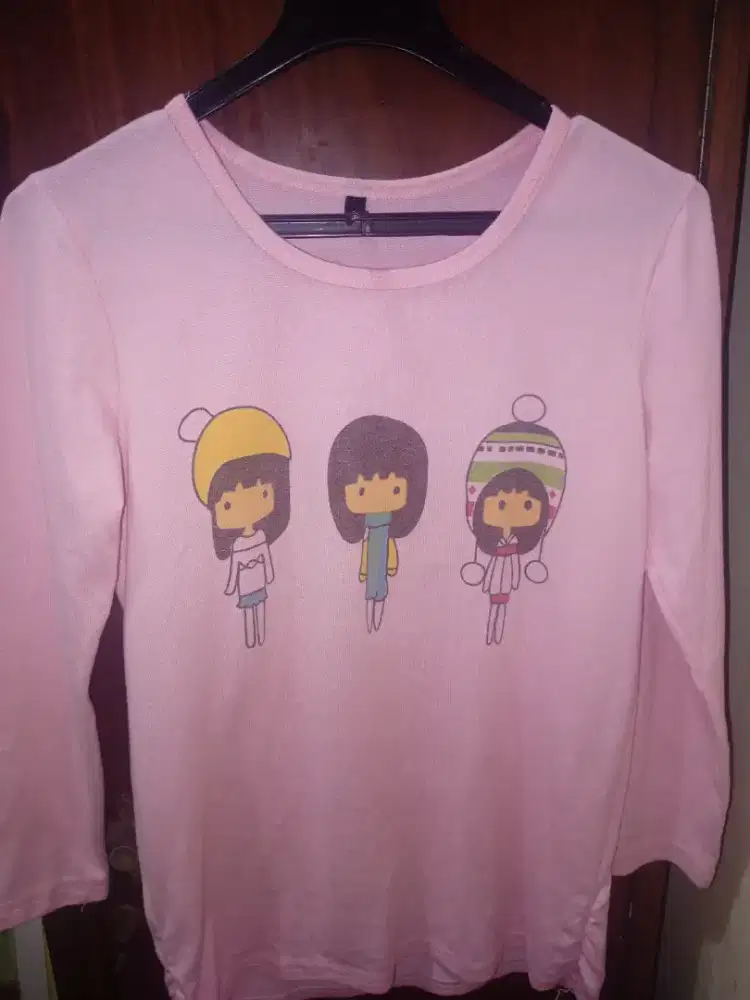 Kaos pink HSC 2025