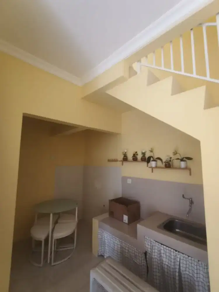 DI SEWAKAN RUMAH FULL FURNISH