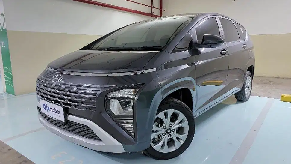 TDP 12JT Hyundai Stargazer 1.5 Trend Essential Bensin-AT Putih 2025