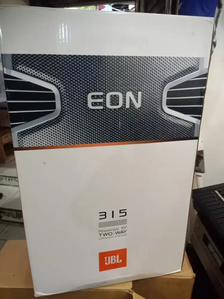 JBL EON LIKE NEW 315 JOOS