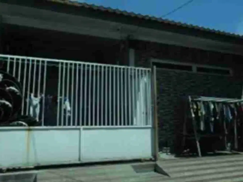 Dijual via lelang rumah murah permata Safira Lakarsantri Surabaya barat