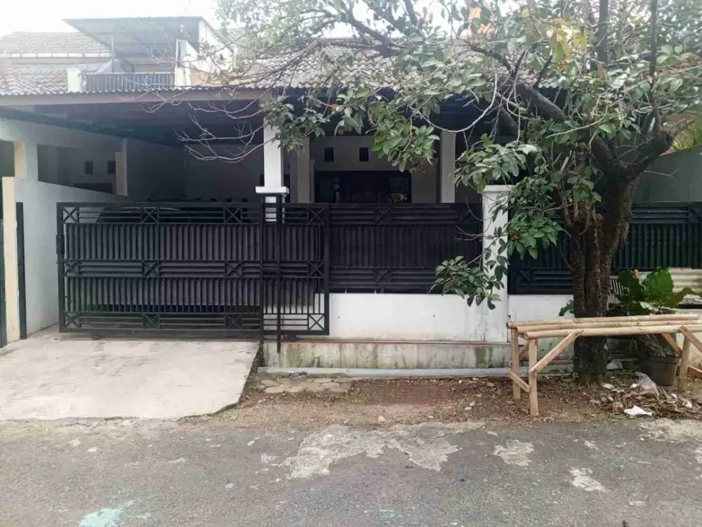 Dijual Rumah Secondary Lokasi Strategis dekat Tol & krl Sawangan Permai.
