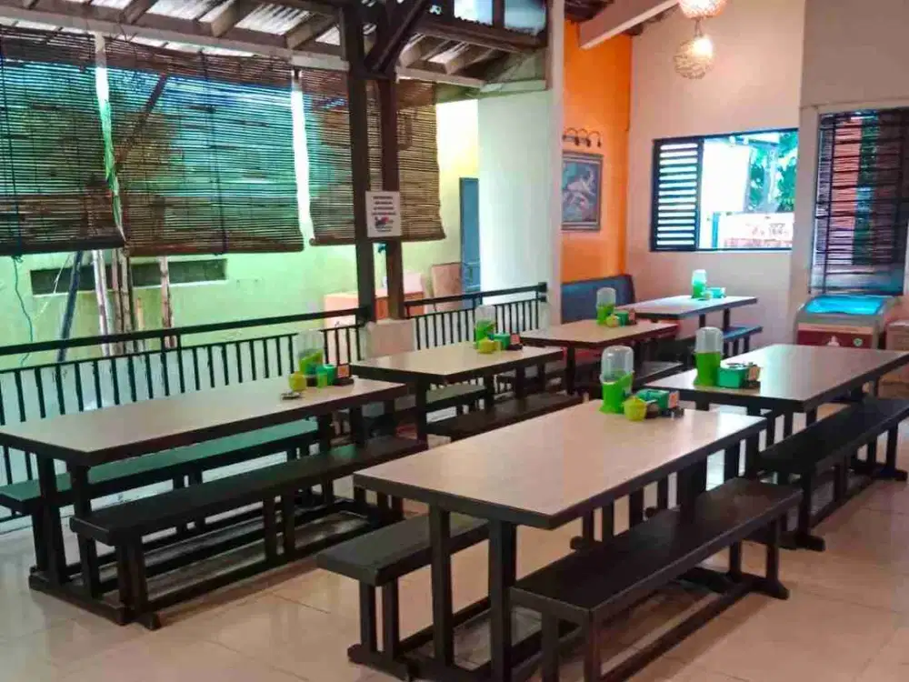 Ruang Usaha Tengah Kota Dekat Simpang Lima Di Semarang Tengah