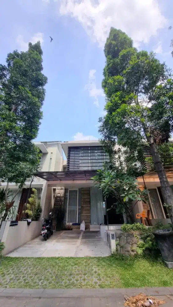 Rumah Riverside Depan Hotel Harris Kota Malang