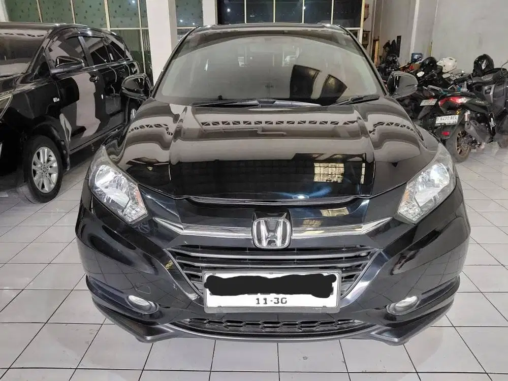 Honda HRV E 1.5 Matic Thn 2018