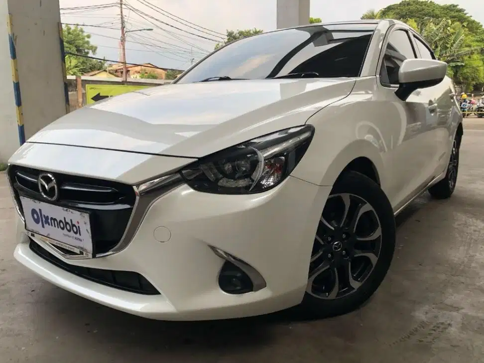 DP RENDAH Mazda 2 1.5 R Bensin-AT 2017 PFJ